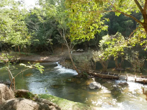 แก่งส้มแมว ราชบุรี