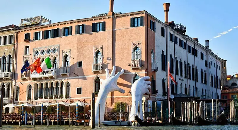 ที่พักหรูริมคลองเวนิส ที่พักหรูริมคลองเวนิส