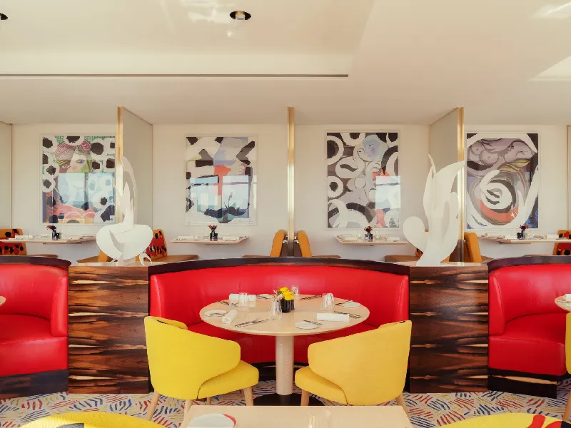 Le Tout-Paris Le Tout-Paris