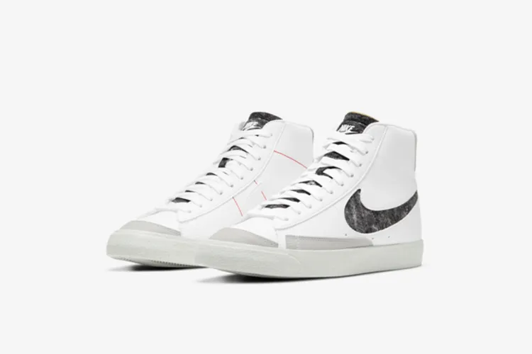Nike รองเท้าสเก็ตบอร์ด รุ่น Blazer Mid '77 Nike รองเท้าสเก็ตบอร์ด รุ่น Blazer Mid '77
