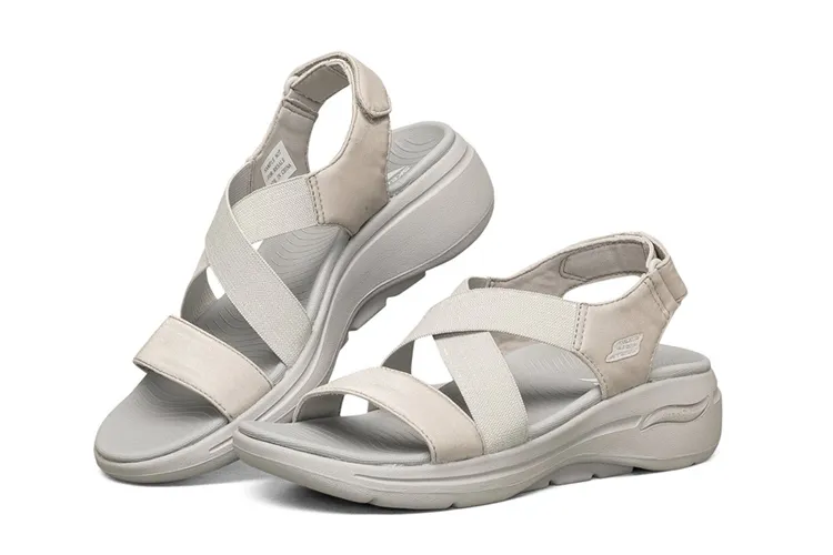 รองเท้าแตะ Skechers ผู้หญิง รุ่น Go Walk Arch Fit - Astonish รองเท้าแตะ Skechers ผู้หญิง รุ่น Go Walk Arch Fit - Astonish